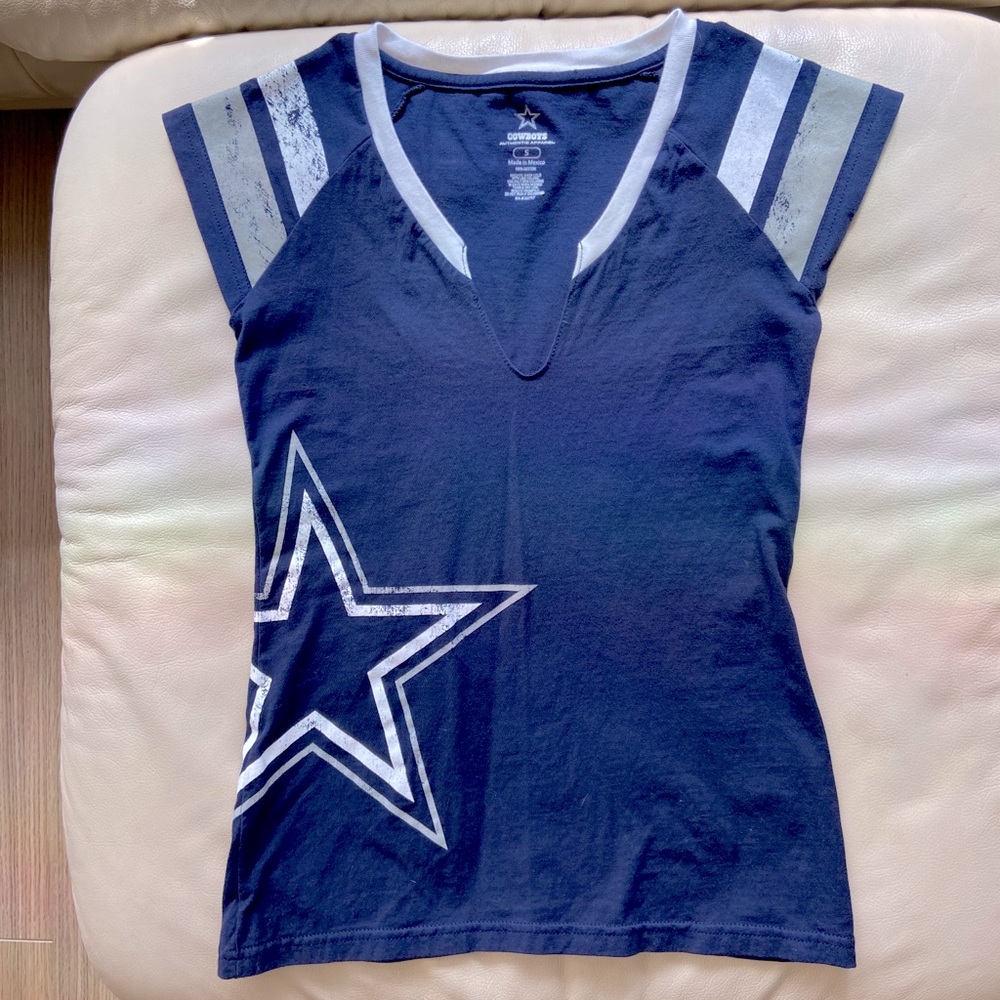 🔥3/$15! Women’s Dallas Cowboys shirt!